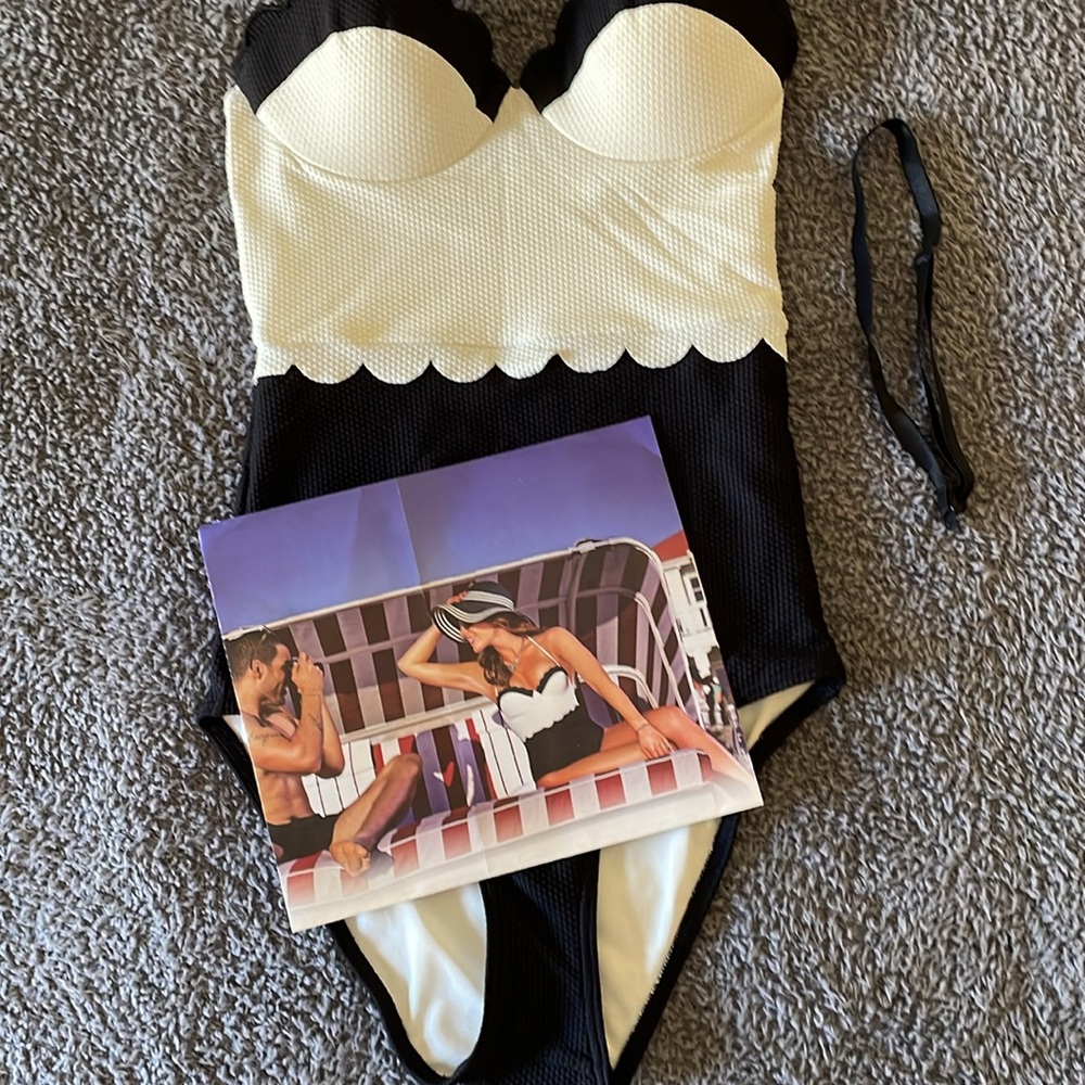 NWOT TOPSHOP Swimsuit 2 - Picture 9 of 10